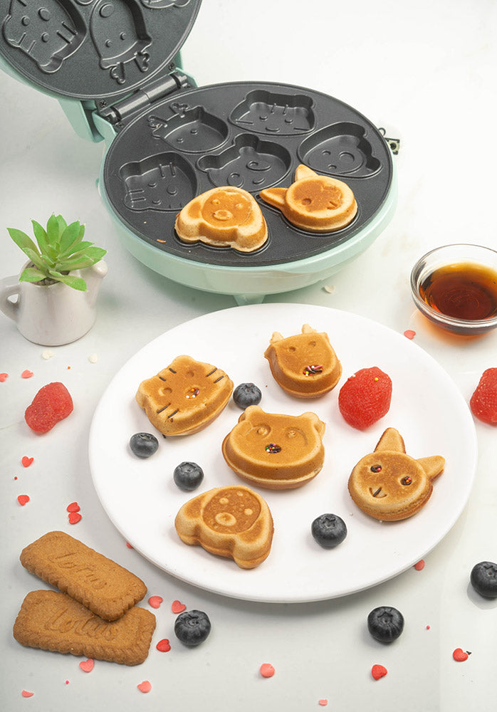 Primalite Animal Waffle Maker Machine- 700 Watts | Make 7 Fun & Cool Panda, Cat, Dog, Tiger & Reindeer Shaped Waffles Or Pancakes For Kids- Matte Black